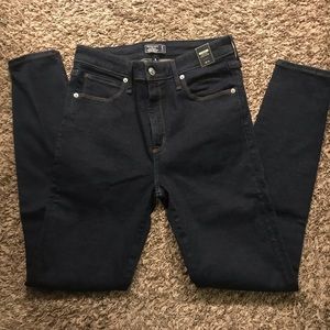 Simone High Rise in dark rinse